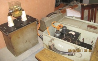 Portable oil testing set